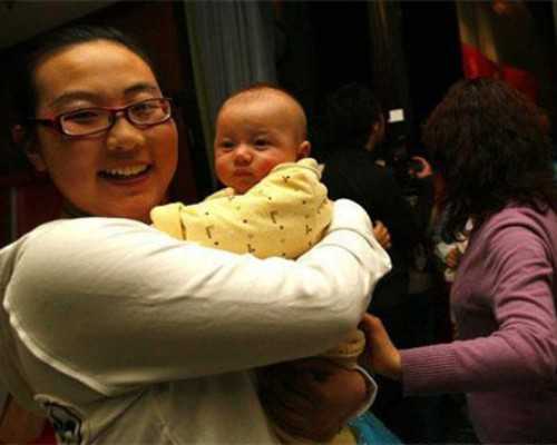 成都供卵自怀要多少钱,2023天津三代试管婴儿生宝宝费用参考，2023助孕费用筹算